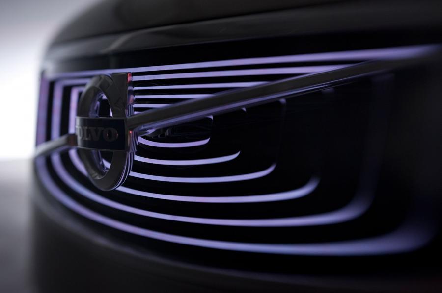  Volvo Concept Universe 2011 года  (фото 4 из 29)